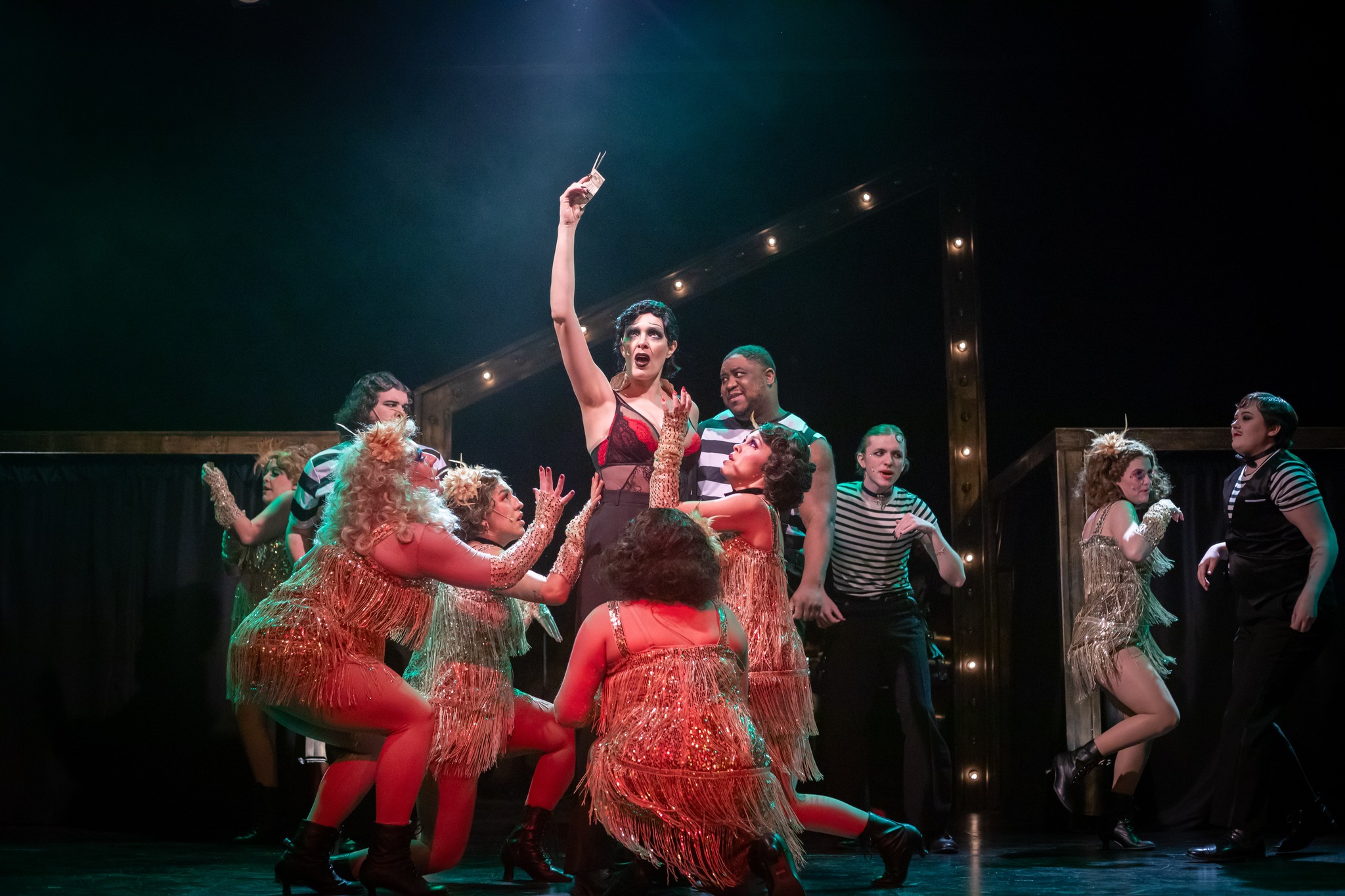 uploads/production_images/cabaret_temple_civic_beautiful_mess_photography_2026_03/tc_05.jpg