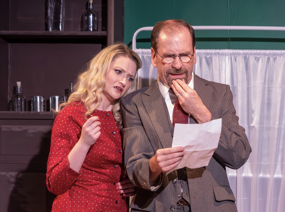 Annie Merrit, Tom Chamberlain (photo by Steve Rogers)