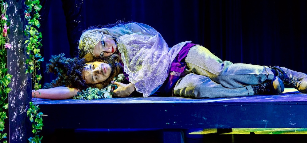 uploads/production_images/midsummer-ut-lab_ryan_salaman_2024_10/ms_lying_dwn_scr_adj.jpg