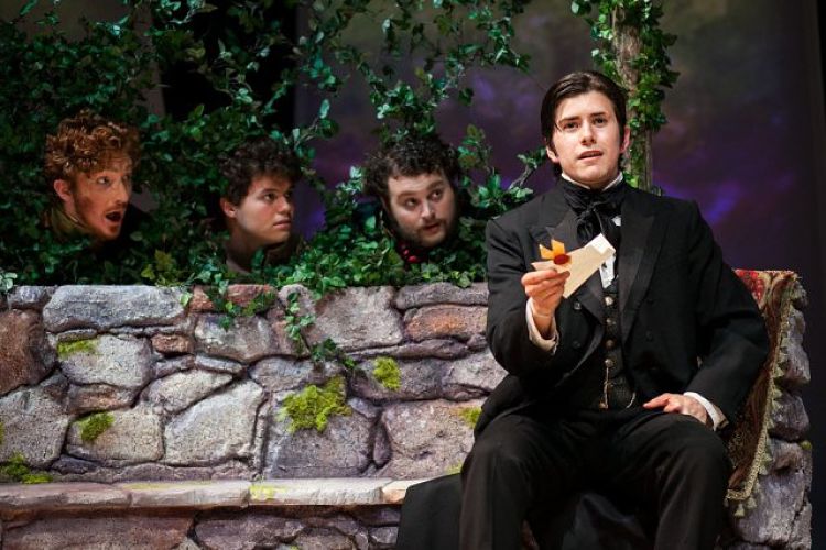Review: Twelfth Night by University of Texas Theatre & Dance