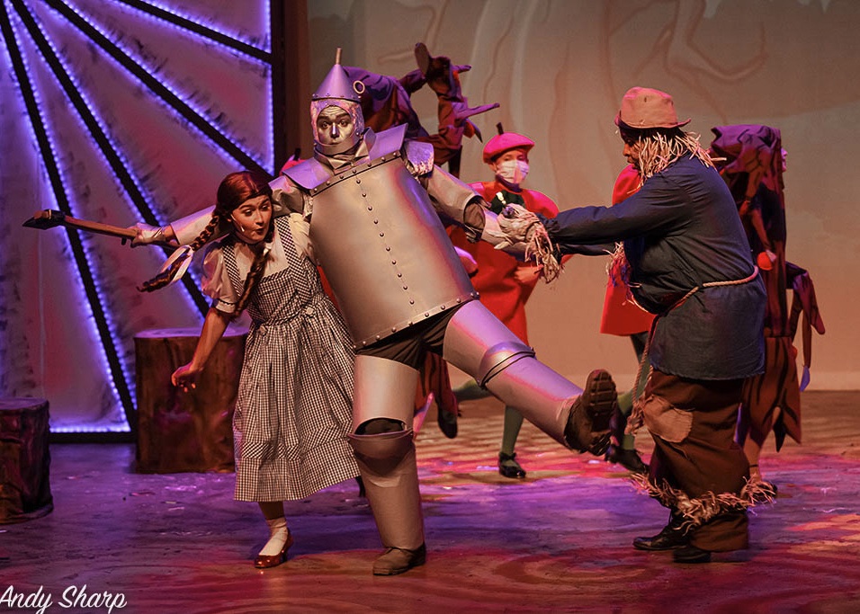uploads/production_images/wizard-of-oz-georgetown-palace-2022/screen_shot_2022-07-15_at_3.37.39_pm.jpg