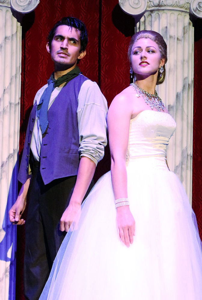 Travis Treviño, Laura Wertz-James (photo: Woodlawn Theatre)