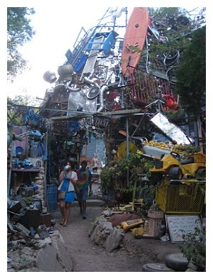 The Cathedral of Junk, 4422 Lareina Street (ALT photo)