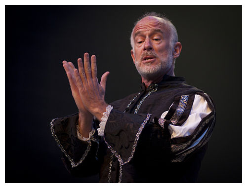 Tom Green as Gonzalo (image: Kimberley Mead)